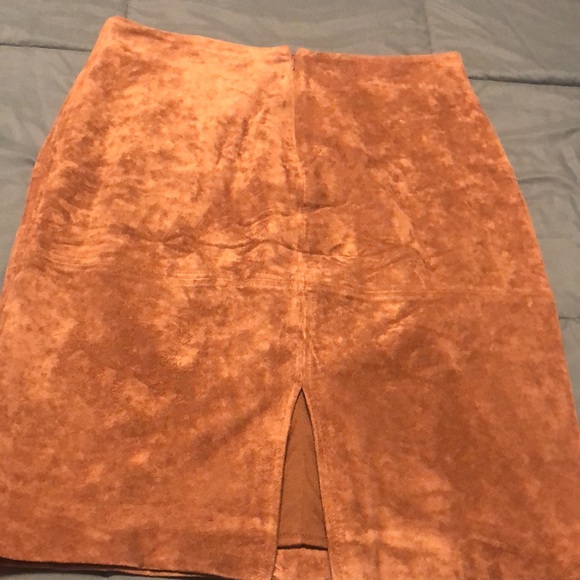 Ivanka trump suede skirt - Picture 4 of 5